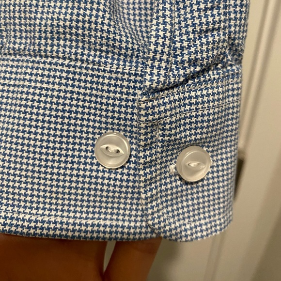 NWOT L.L.Bean Slightly Fitted Button Up Size Large ITEM ID 294208 Blue and White - Picture 3 of 5